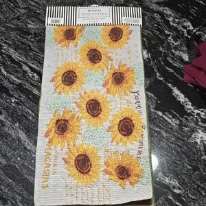 Sunflower Tabel Runner NWT